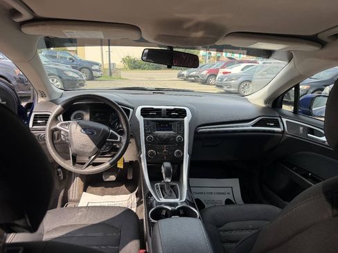 Used 2015 Ford Fusion SE FWD image 9