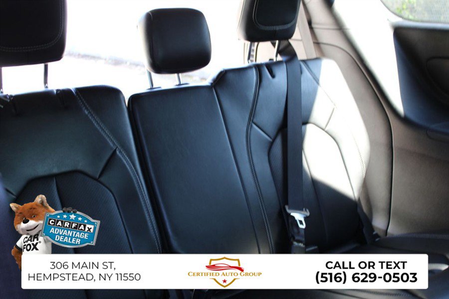Used 2025 Chrysler Pacifica Select FWD image 26