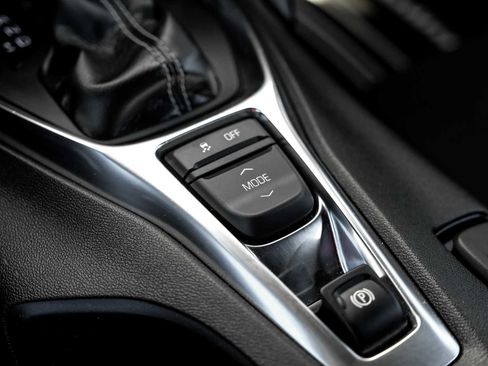 Used 2021 Chevrolet Camaro LS image 21