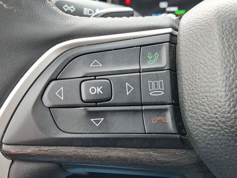 Used 2022 Jeep Grand Cherokee Limited 4xe image 22