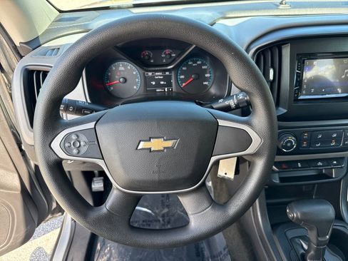 Used 2017 Chevrolet Colorado W/T w/ WT Convenience Package RWD image 14