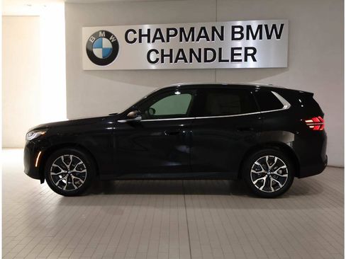 Used 2026 BMW X3 xDrive30i AWD/4WD image 3