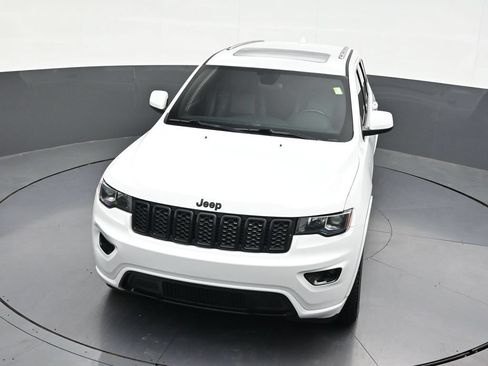 Used 2021 Jeep Grand Cherokee Laredo X RWD image 27