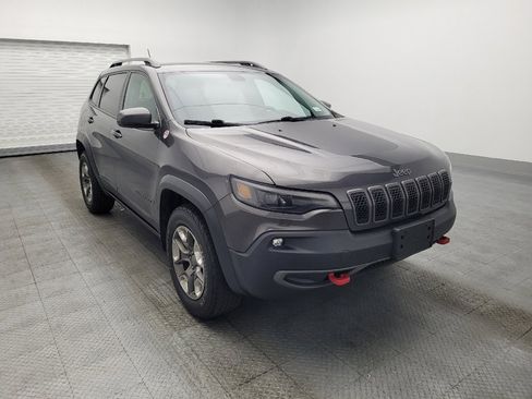 Used 2019 Jeep Cherokee Trailhawk w/ Cold Weather Group image 13