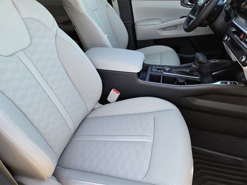 New 2026 Kia Sorento S w/ S Panoramic Sunroof Package FWD image 22