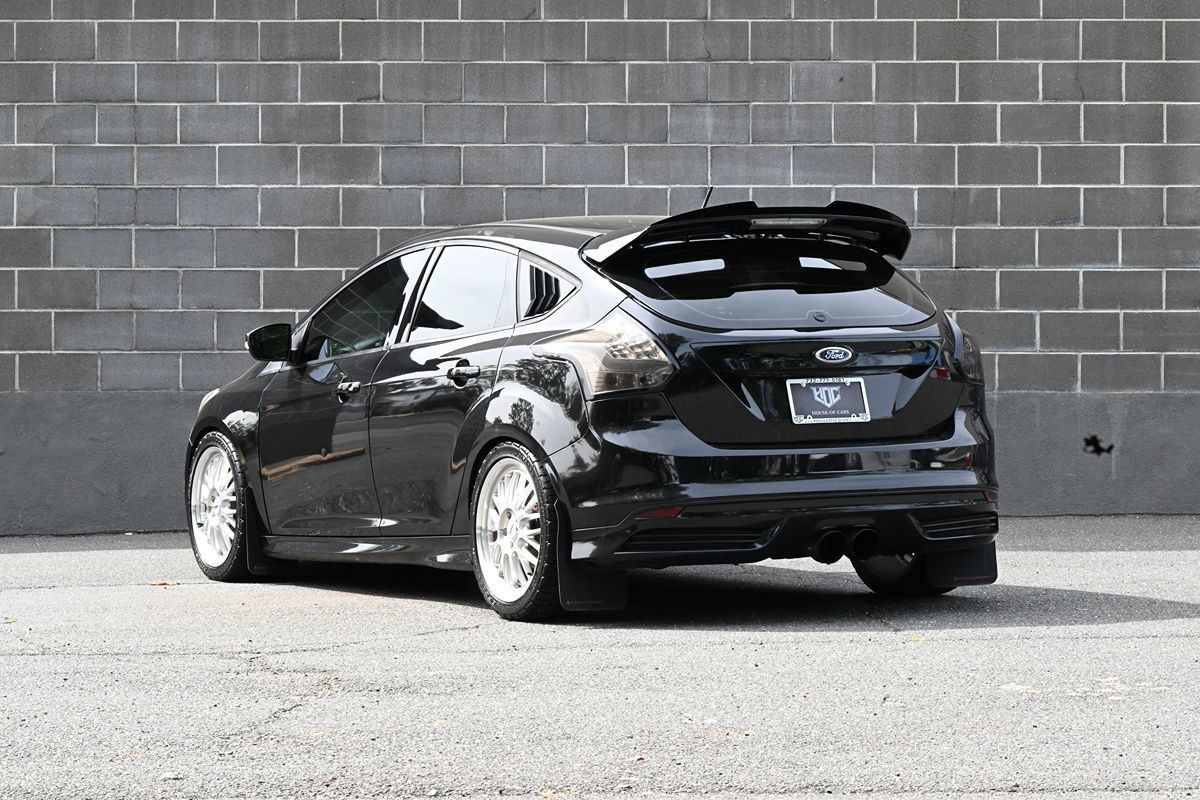 Used 2014 Ford Focus ST w/ Equipment Group 202A FWD image 4
