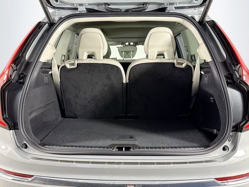 New 2026 Volvo XC90 T8 Ultra w/ Protection Package Premier image 28