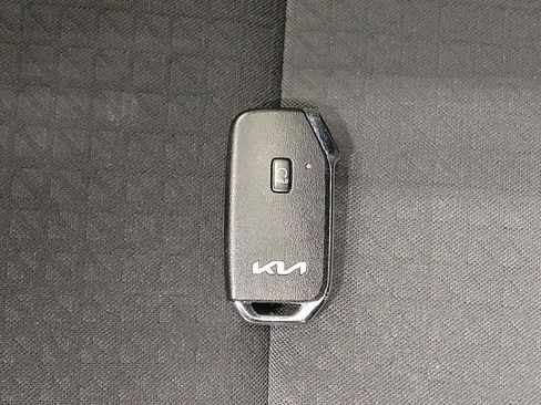 Used 2023 Kia Soul GT-Line image 32