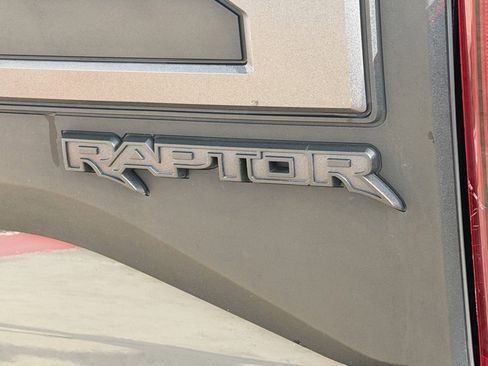 Used 2020 Ford F150 Raptor w/ Equipment Group 802A Luxury image 8