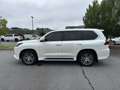 Used 2018 Lexus LX 570 4WD image 6
