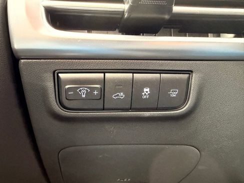 Used 2025 Hyundai Santa Cruz Limited AWD/4WD image 23