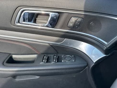 Used 2019 Ford Explorer Sport w/ Equipment Group 401A image 10