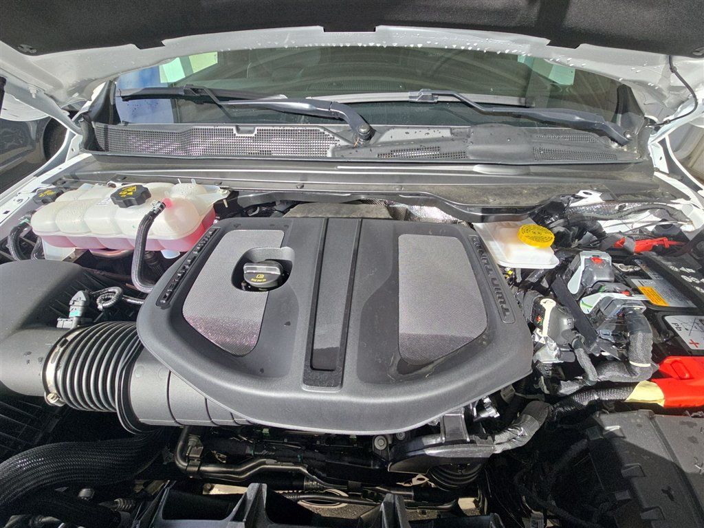 Used 2025 RAM 1500 Laramie w/ Bed Utility Group AWD/4WD image 30