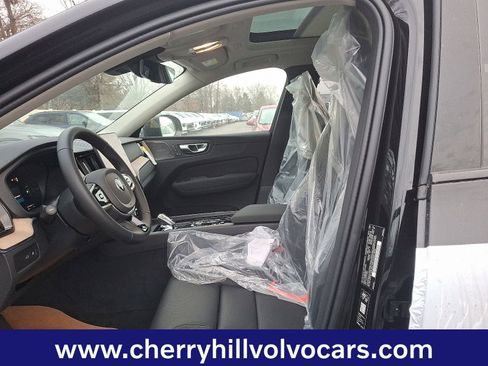 New 2026 Volvo XC60 T8 Ultra w/ Protection Package Premier image 10