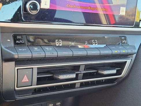 Used 2025 Toyota Camry LE image 24