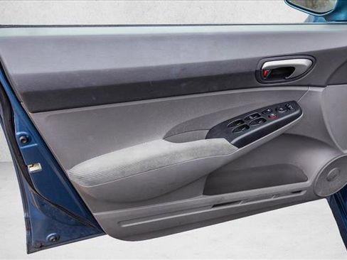 Used 2011 Honda Civic LX image 12