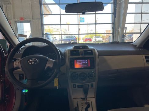 Used 2012 Toyota Corolla LE image 6