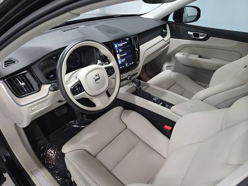 Used 2020 Volvo XC60 T5 Inscription w/ Protection Package Premier FWD image 4