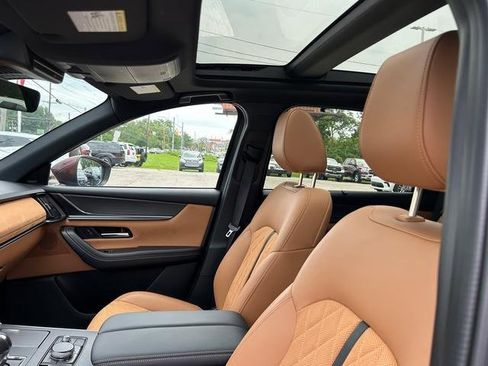 Used 2024 MAZDA CX-90 3.3 Turbo S w/ Premium Plus image 12