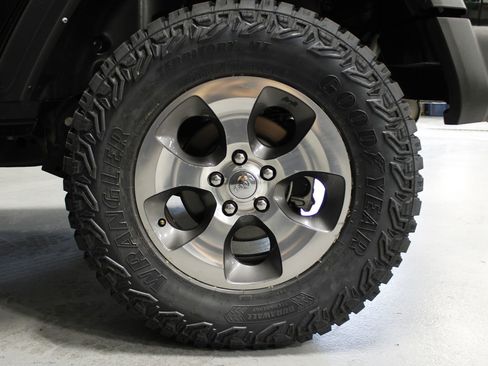 Used 2022 Jeep Wrangler Unlimited Sport AWD/4WD image 21