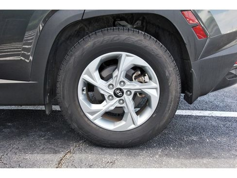 Used 2023 Hyundai Tucson SE FWD image 30