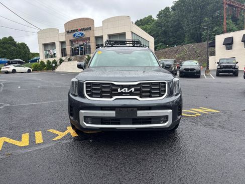 Used 2024 Kia Telluride SX Prestige AWD/4WD image 2