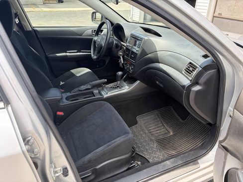 Used 2011 Subaru Impreza 2.5i AWD/4WD image 14