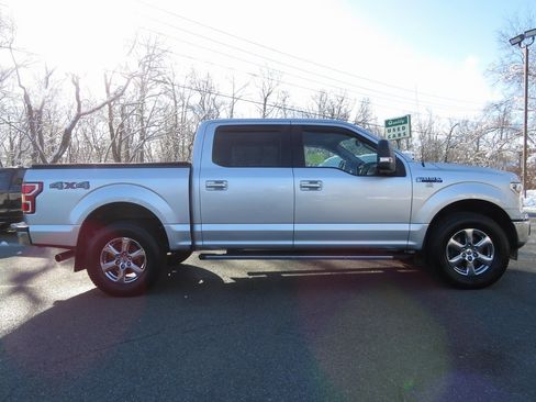 Used 2018 Ford F150 XLT w/ Equipment Group 302A Luxury image 4