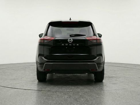 Used 2025 Nissan Rogue SV image 7