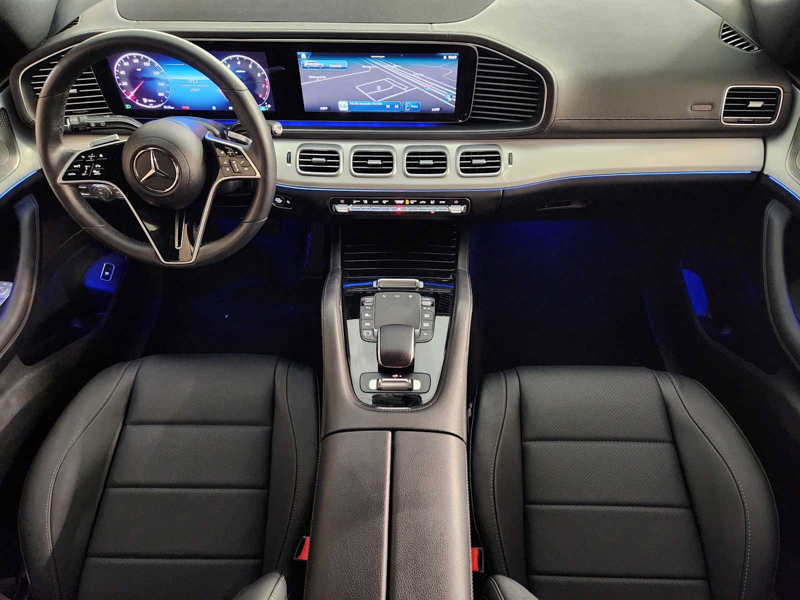Used 2026 Mercedes-Benz GLS 450 4MATIC image 4