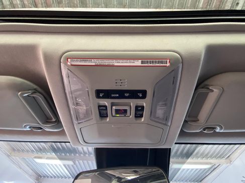 Used 2020 Toyota RAV4 XLE w/ Convenience Package image 30