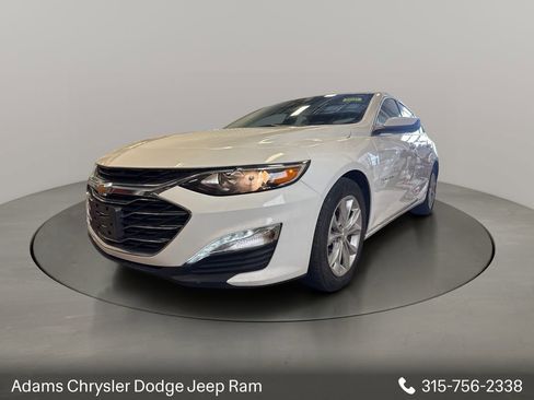 Used 2024 Chevrolet Malibu LT FWD image 3