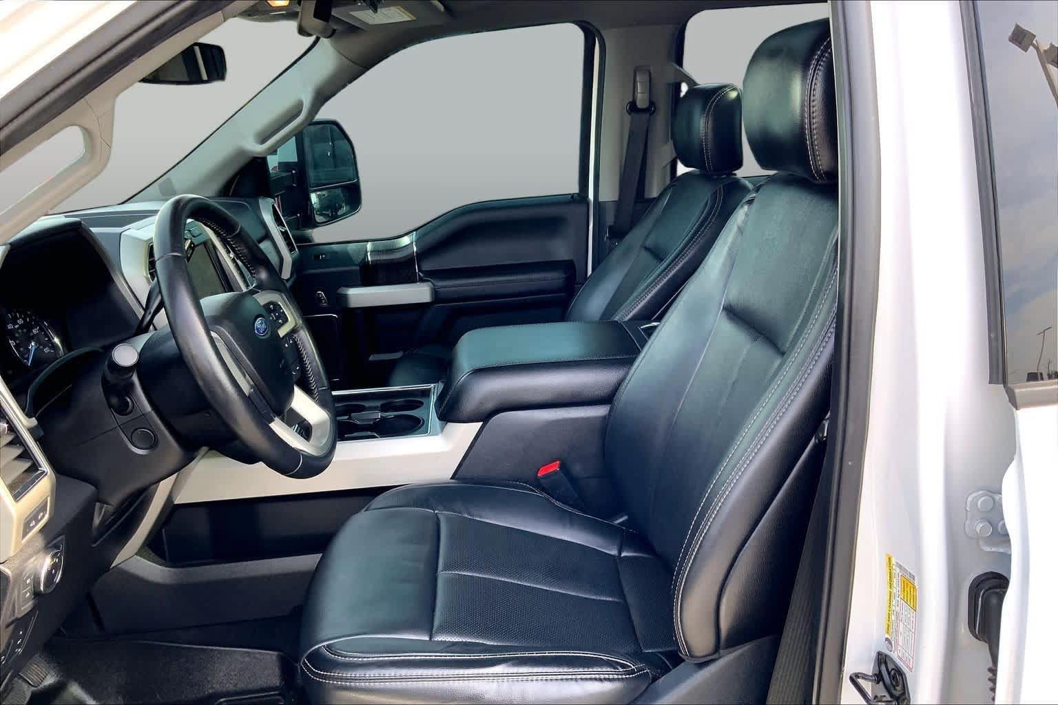 Used 2020 Ford F250 Lariat w/ Lariat Ultimate Package AWD/4WD image 8