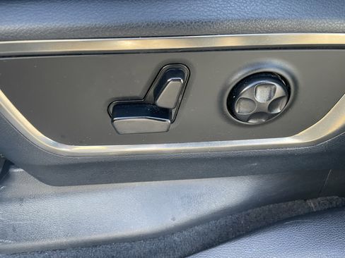 Used 2021 RAM 1500 Limited image 15