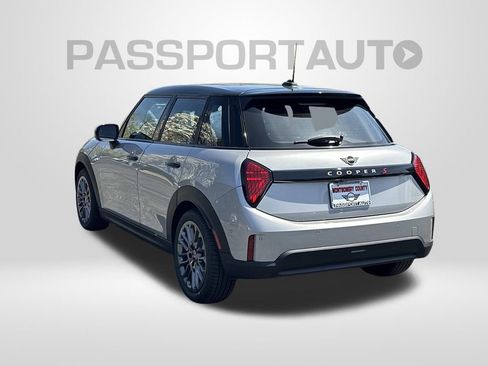 New 2026 MINI Cooper S image 2