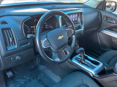 Used 2021 Chevrolet Colorado LT w/ LT Convenience Package image 17