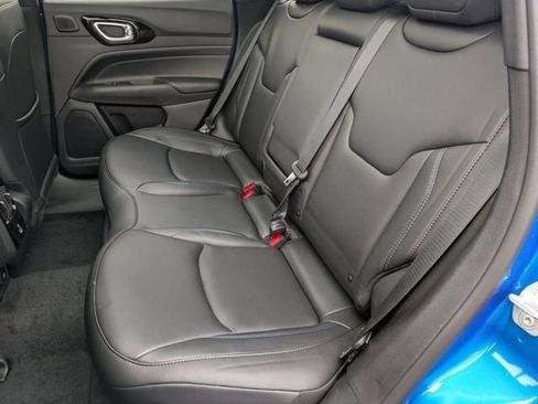 New 2026 Jeep Compass Limited w/ Sun, Sound & Navigation Group AWD/4WD image 33