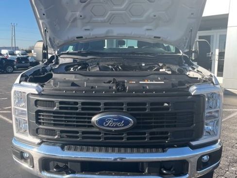 Used 2023 Ford F350 XL w/ 360-Degree Camera Package image 42