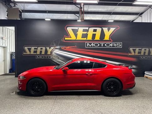 Used 2019 Ford Mustang Premium RWD image 2