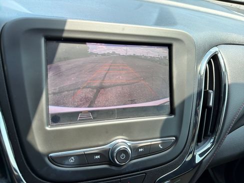 Used 2024 Chevrolet Equinox RS w/ LPO, Floor Liner Package FWD image 20