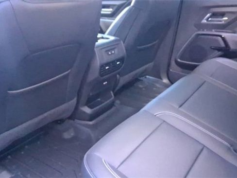 Used 2025 Chevrolet Silverado EV LT image 25