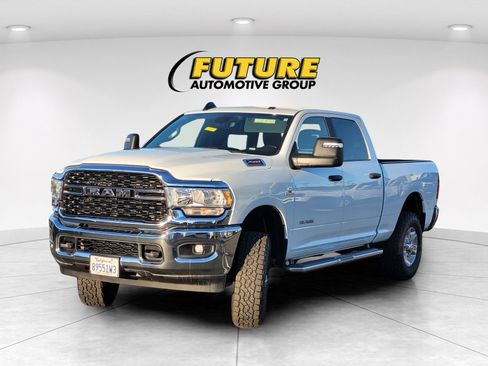 Used 2023 RAM 2500 Big Horn w/ Level 1 Equipment Group image 3