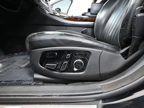 Used 2017 Genesis G90 3.3T Premium image 21