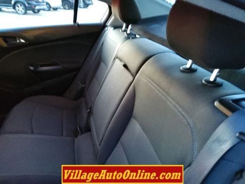 Used 2019 Chevrolet Cruze LT w/ LT Fleet Convenience Package image 23