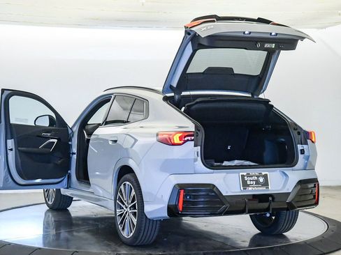 New 2026 BMW X2 xDrive28i w/ Technology Package image 26