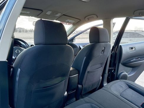 Used 2012 Nissan Rogue S image 6