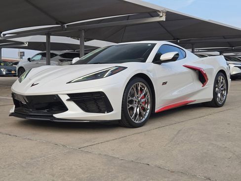 Used 2023 Chevrolet Corvette Stingray Premium Cpe w/ Z51 Performance Package image 3