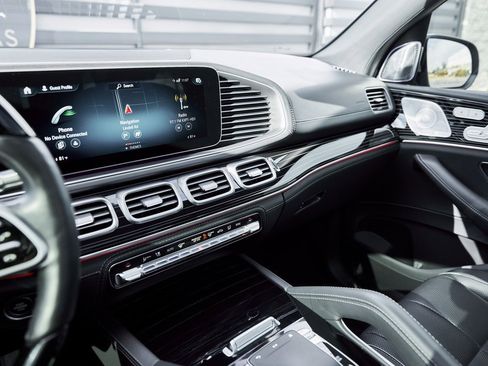 Used 2021 Mercedes-Benz Maybach GLS 600 4MATIC image 66