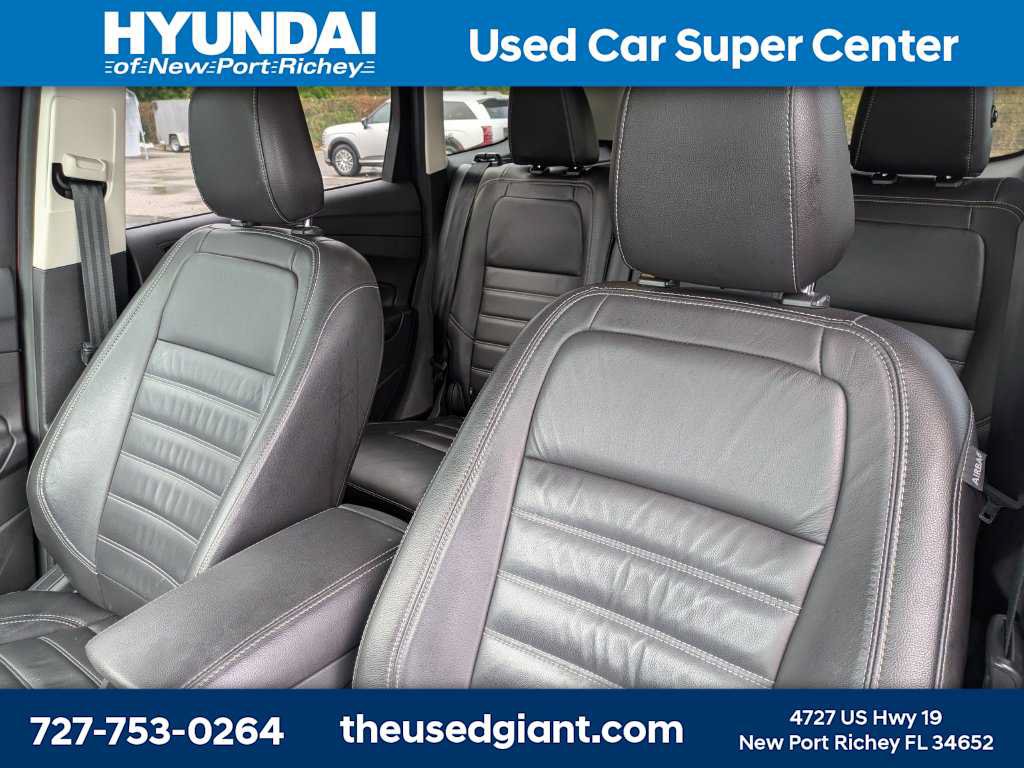 Used 2018 Ford Escape SEL FWD image 3