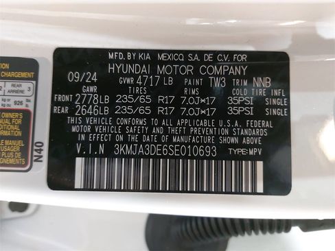 Certified 2025 Hyundai Tucson SE image 33